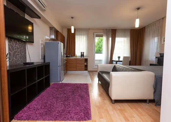 Appartamento Flat On Corvin Promenade With Big Balcony