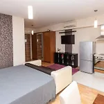 Flat On Corvin Promenade With Big Balcony Apartamento