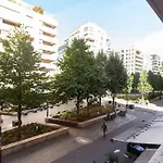 Flat On Corvin Promenade With Big Balcony * Budapeste