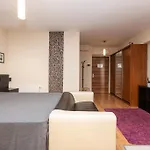 Flat On Corvin Promenade With Big Balcony Apartamento Budapeste