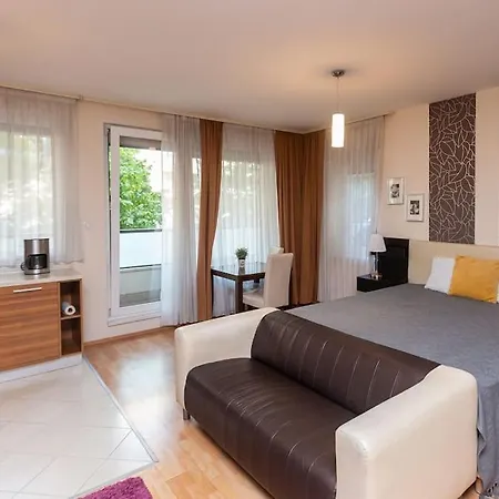 Flat On Corvin Promenade With Big Balcony Apartment