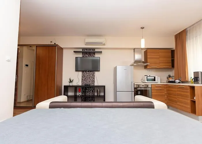 Flat On Corvin Promenade With Big Balcony Apartamento Budapeste