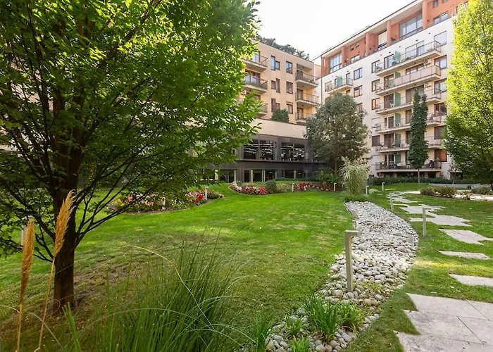 Flat On Corvin Promenade With Big Balcony * Budapeste