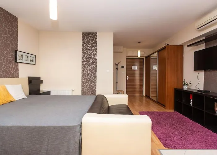 Flat On Corvin Promenade With Big Balcony Apartamento Budapeste